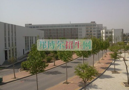 菏澤醫(yī)學(xué)?？茖W(xué)校