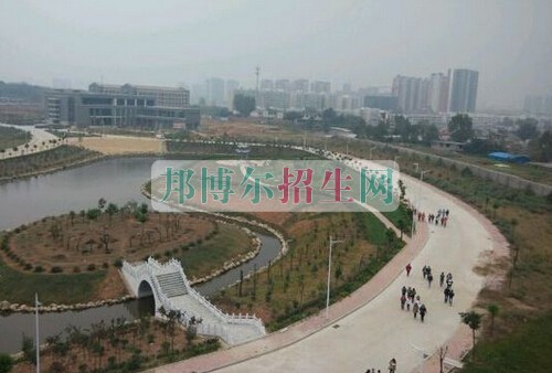 南陽醫(yī)學高等?？茖W校
