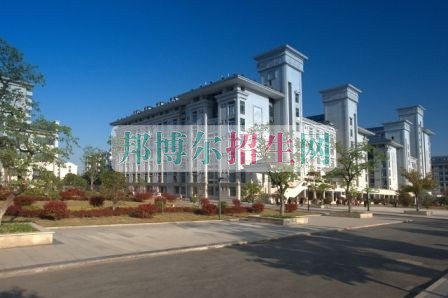 民辦合肥經(jīng)濟技術職業(yè)學院招生辦聯(lián)系電話