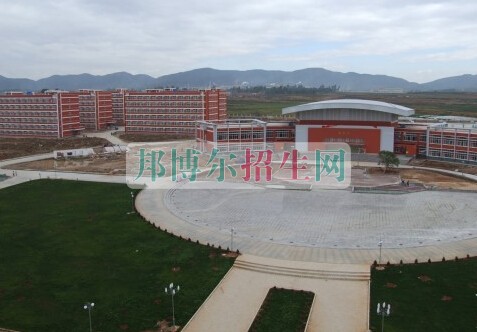 曲靖醫(yī)學(xué)高等?？茖W(xué)校