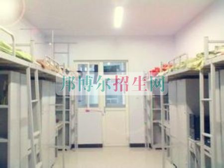 鶴壁職業(yè)技術(shù)學(xué)院宿舍條件、住宿好嗎、寢室情況