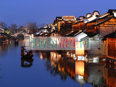 昆山登云科技職業(yè)學院周邊環(huán)境