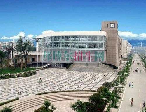 高中沒畢業(yè)可以學(xué)計算機應(yīng)用技術(shù)嗎