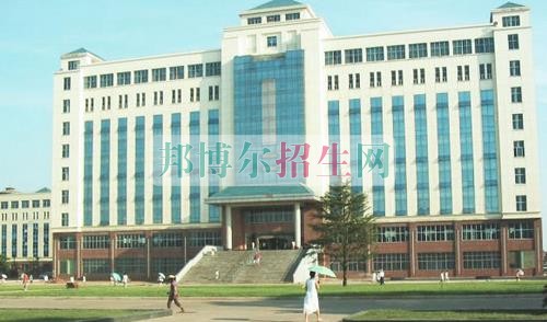 哪所計算機應用技術(shù)學校好