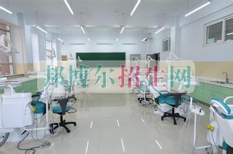 中?？谇会t(yī)學(xué)怎么考大專