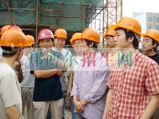 成都設(shè)有土木工程的公辦大專學校