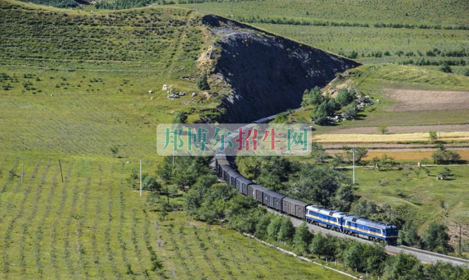 成都鐵道運(yùn)輸好的大專(zhuān)有哪些