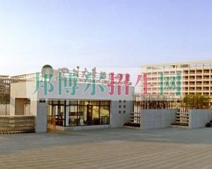 成都移動通信技術(shù)學(xué)費