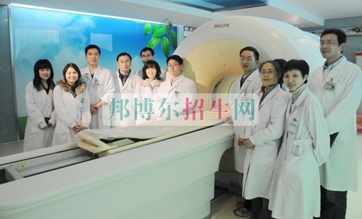 成都內(nèi)醫(yī)學影像好的大專排名