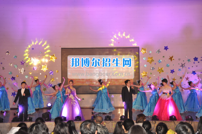 川南幼兒師范高等?？茖W(xué)校藝術(shù)系2014屆匯報(bào)演出