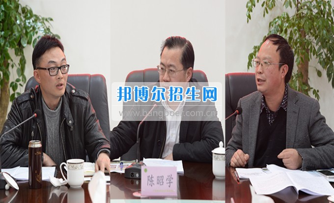 市委常委、宣傳部長潘梅到川南幼兒師范高等專科學(xué)校調(diào)研思想政治工作