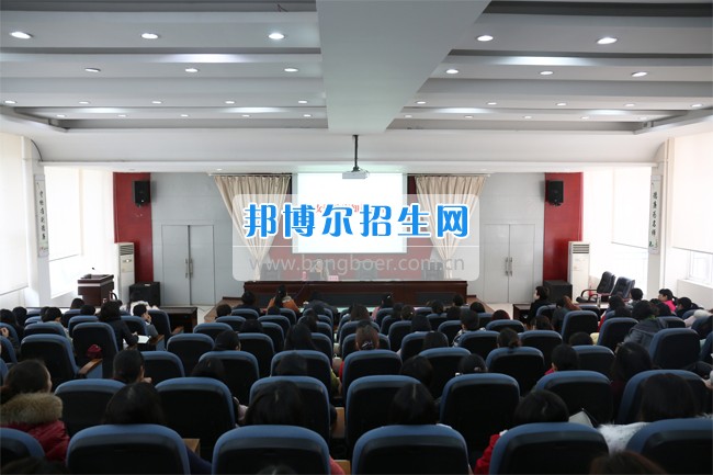 四川省技術(shù)監(jiān)督學校工會舉辦女性健康知識講座