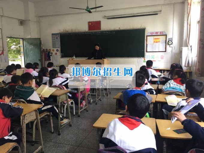 川北幼兒師范高等?？茖W校職場揚帆 逐夢起航