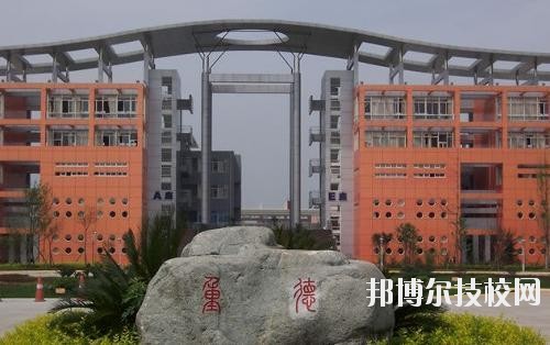 成都現(xiàn)代職業(yè)技術(shù)學校2020年有哪些專業(yè)