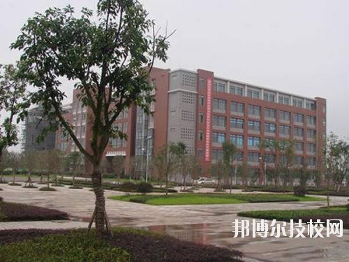 武漢鐵路橋梁職業(yè)學(xué)院2020年報(bào)名條件、招生要求、招生對(duì)象