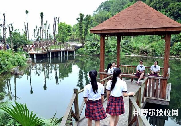 重慶女子職業(yè)高級中學2020年招生辦聯(lián)系電話