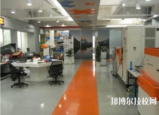 寧波技師學院2020年招生辦聯(lián)系電話