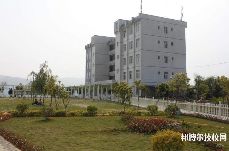 貴州興仁民族職業(yè)技術學校怎么樣、好不好