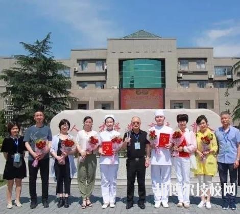 海寧衛(wèi)生學(xué)校2020年學(xué)費、收費多少 