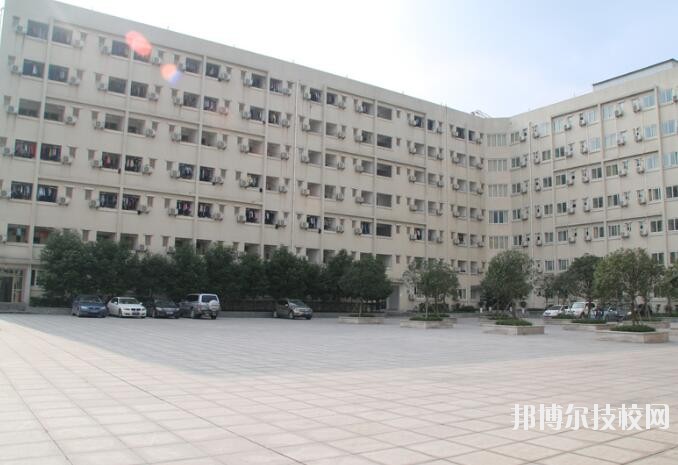 重慶礦業(yè)工程學校怎么樣、好不好