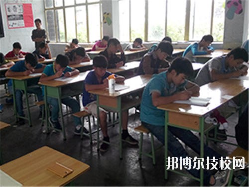 簡陽育英文武職業(yè)技術學校2020年有哪些專業(yè)