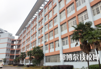南昌理工職業(yè)中等專業(yè)學(xué)校2020年報(bào)名條件、招生要求、招生對(duì)象 