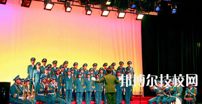 平?jīng)隼砉ぶ械葘I(yè)學(xué)校2020年報(bào)名條件、招生要求、招生對(duì)象