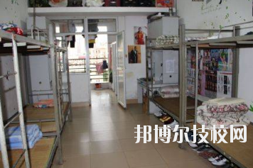 平涼理工中等專業(yè)學校2020年宿舍條件