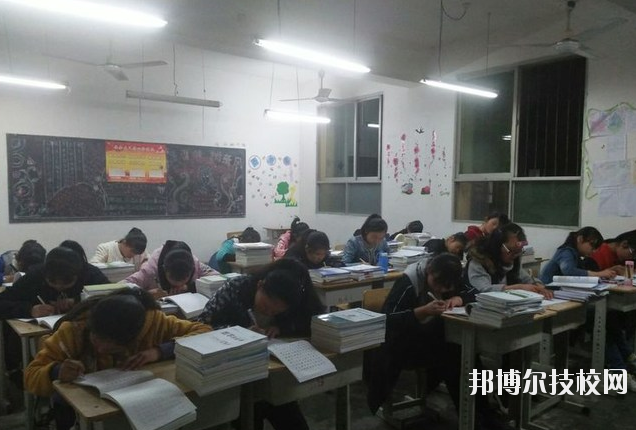 戶(hù)縣職業(yè)教育中心2020年招生辦聯(lián)系電話