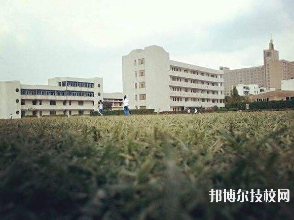 余姚市職業(yè)技術(shù)學(xué)校2020年學(xué)費(fèi)、收費(fèi)多少