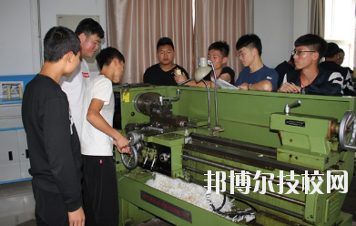 西和職業(yè)中等專業(yè)學(xué)校2020年報(bào)名條件、招生要求、招生對(duì)象