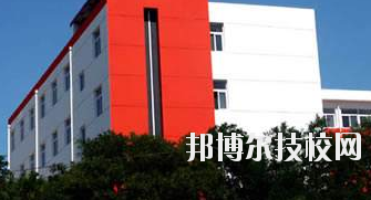 長慶石油學(xué)校2020年報名條件、招生要求、招生對象