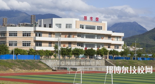 南寧海豐職業(yè)技術(shù)學(xué)校2020年報(bào)名條件、招生要求、招生對象 