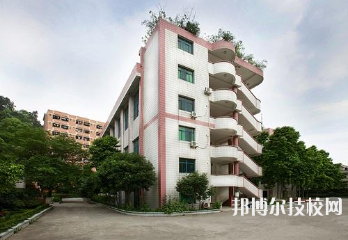 重慶護(hù)士學(xué)校怎么樣、好不好