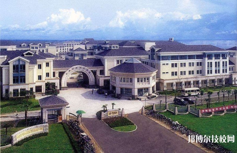 成都市育華職業(yè)學(xué)校2020年報名條件、招生要求、招生對象