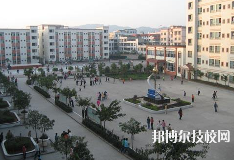 重慶企業(yè)管理學(xué)校2020年報(bào)名條件、招生要求、招生對(duì)象