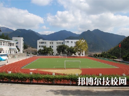 寧波四明職業(yè)高級(jí)中學(xué)2020年報(bào)名條件、招生要求、招生對(duì)象