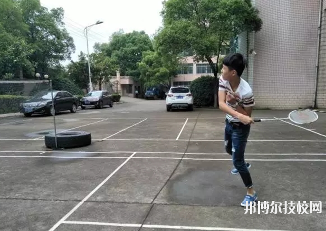 江西新興產(chǎn)業(yè)工程學(xué)校2020年報名條件、招生要求、招生對象