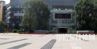武威西牛職業(yè)技術(shù)學(xué)校2020年報(bào)名條件、招生要求、招生對(duì)象