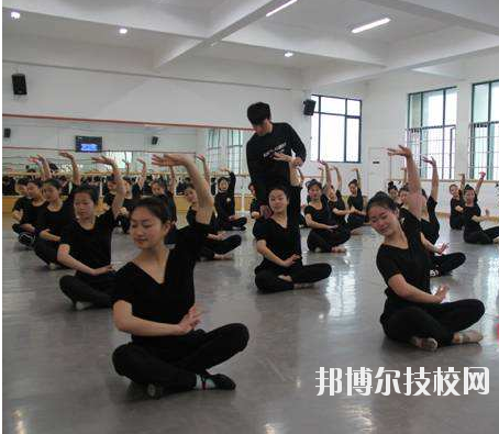 江山職業(yè)教育中心2020年報名條件、招生要求、招生對象