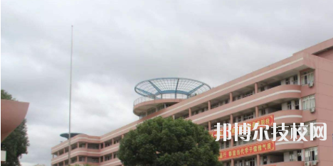 靈山第二職業(yè)技術(shù)學(xué)校2020年報(bào)名條件、招生要求、招生對(duì)象