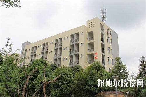 天府成人中等專業(yè)學校2020年報名條件、招生要求、招生對象