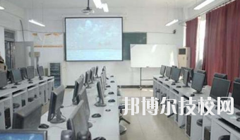 瓜州冶金中等專業(yè)學(xué)校2020年報(bào)名條件、招生要求、招生對(duì)象