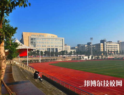 重慶渝中高級(jí)職業(yè)學(xué)校2020年報(bào)名條件、招生要求、招生對(duì)象