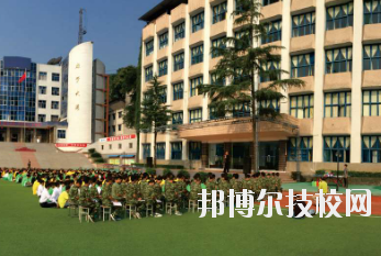 重慶行知高級(jí)技工學(xué)校2020年招生辦聯(lián)系電話(huà)