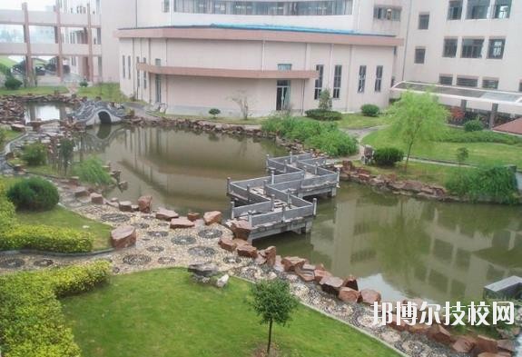 海鹽縣商貿(mào)學(xué)校2020年報名條件、招生要求、招生對象