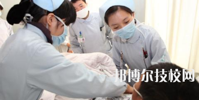 定西衛(wèi)生學(xué)校2020年報(bào)名條件、招生要求、招生對象