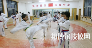 嘉峪關(guān)體育運動學(xué)校2020年報名條件、招生要求、招生對象