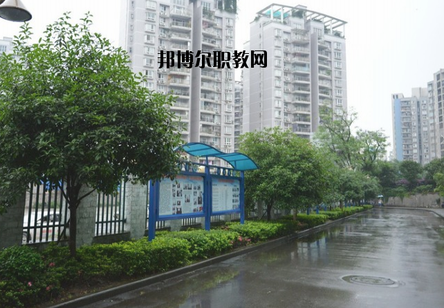 重慶五里店職業(yè)中學2020年報名條件、招生要求、招生對象