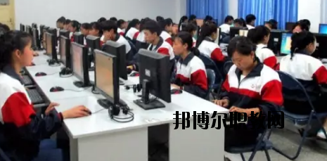 舟曲縣職業(yè)中學(xué)2020年學(xué)費、收費多少